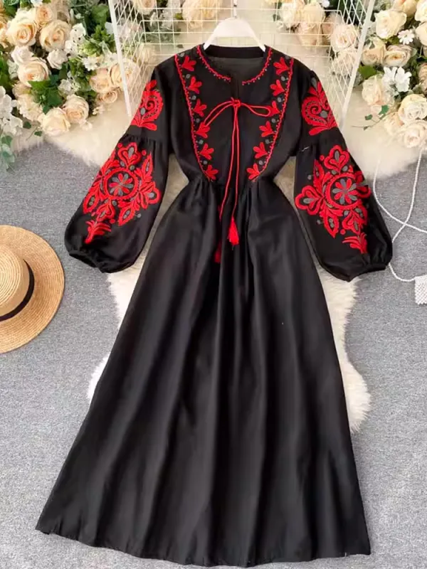 Women's Casual Retro Bohemian Ethnic Embroidery Cotton Dress