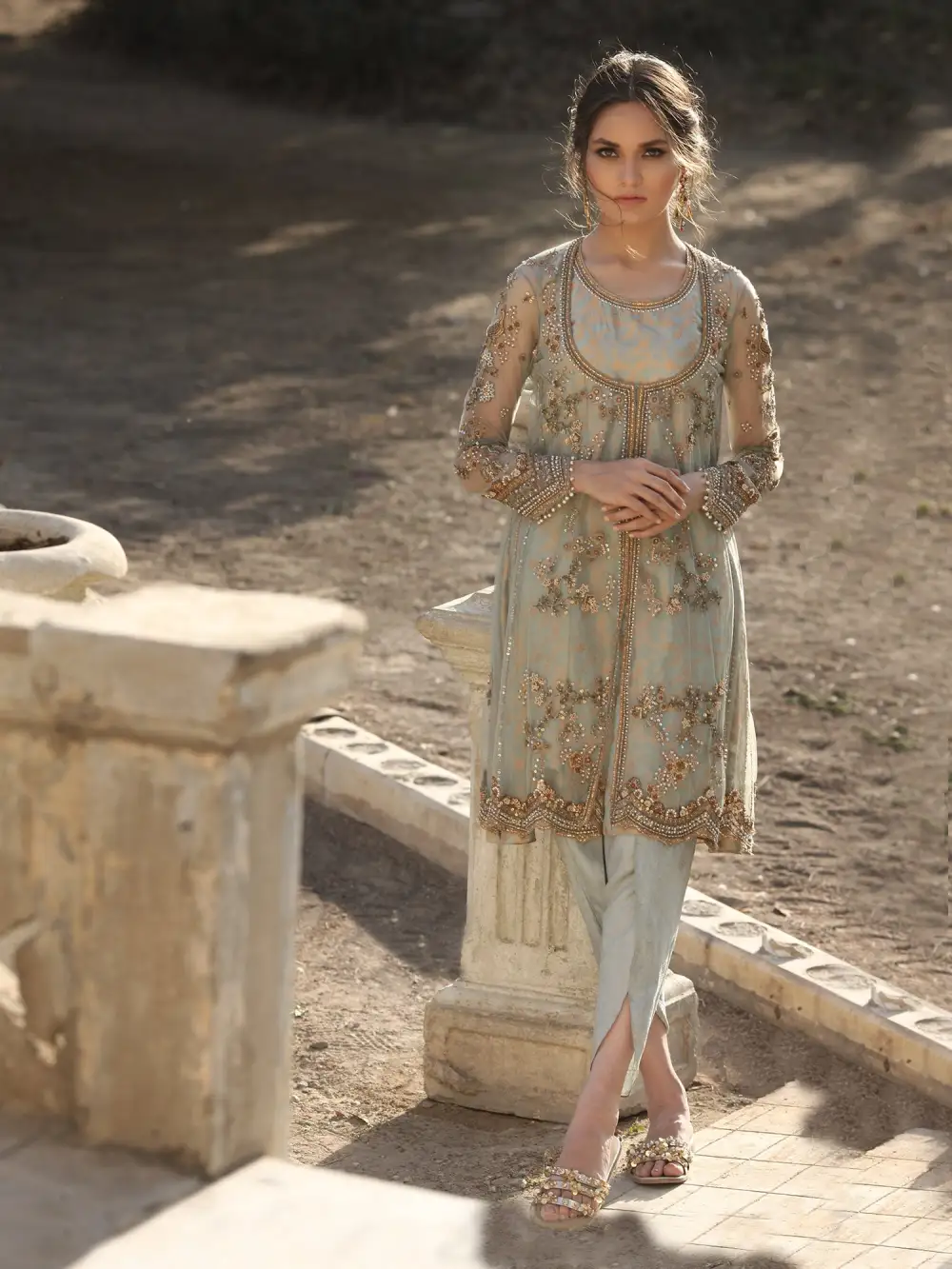 MUMTAZ KURTA W/ SKINNY SHALWAR