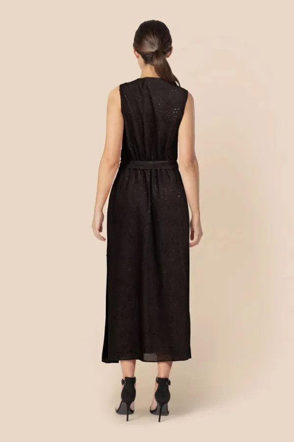 A Delicate Dress for all Seasons Color Black