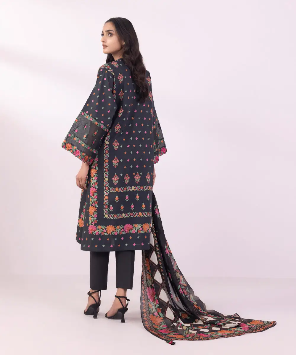 2 Piece - Embroidered Lawn Suit