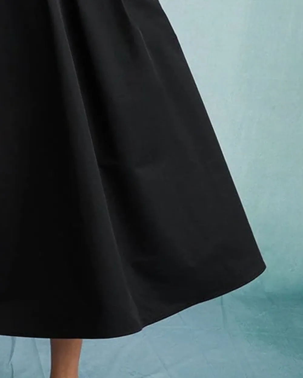 Pure black long skirt