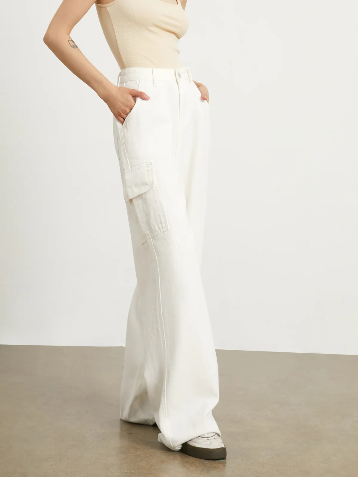 Minimalist White Denim Wide Leg Jeans