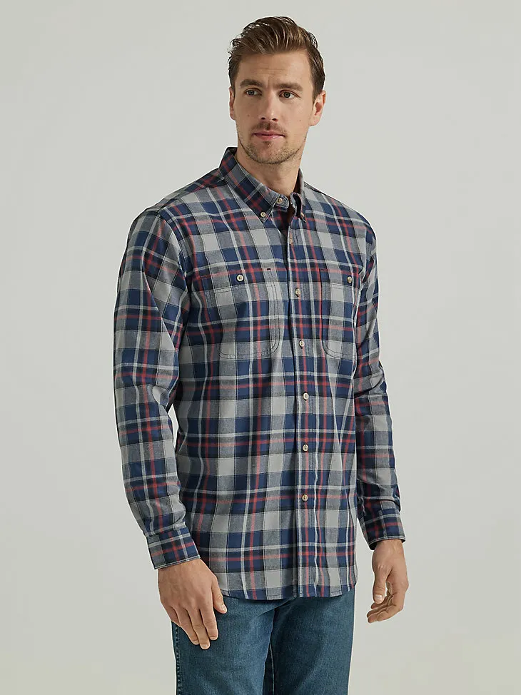 WRANGLER RUGGED WEAR® LONG SLEEVE EASY CARE PLAID BUTTON-DOWN SHIRT IN GREEN NAVY