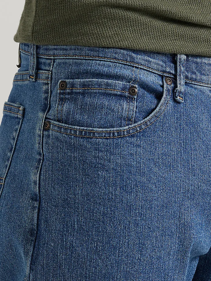 WRANGLER AUTHENTICS MEN'S RELAXED FIT COMFORT FLEX JEAN IN LIGHT STONEWASH