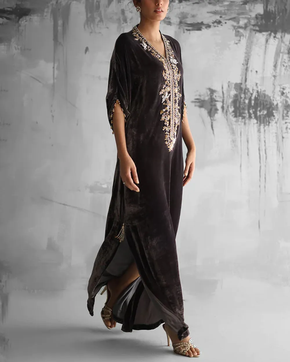 Vintage embroidered velvet kaftan