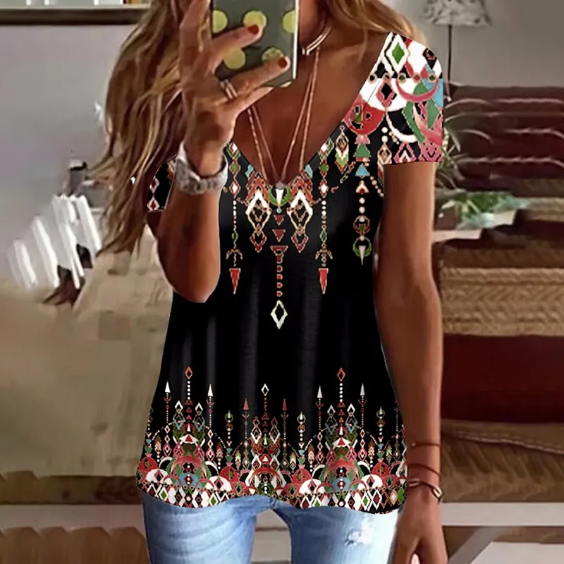 Western Geometric Print Casual T-Shirt