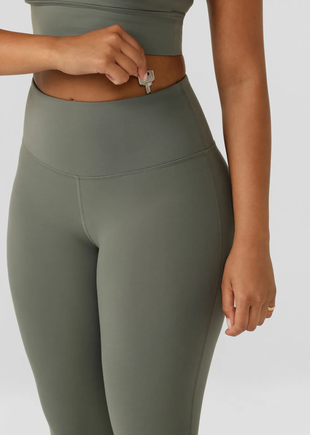 Lotus No Chafe Ankle Biter Leggings