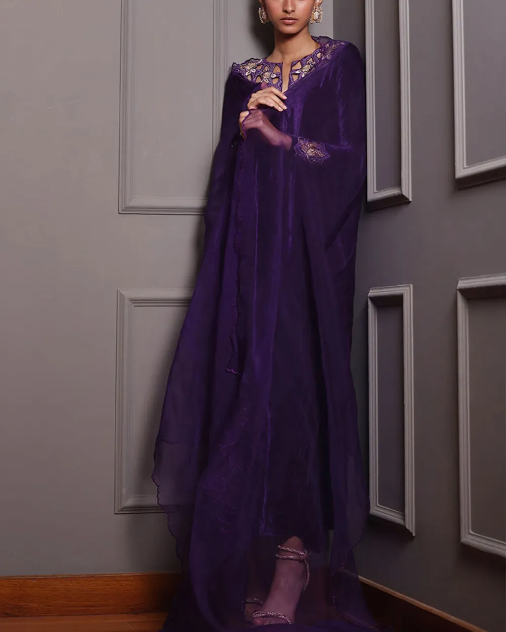 Elegant Vintage velvet kaftan