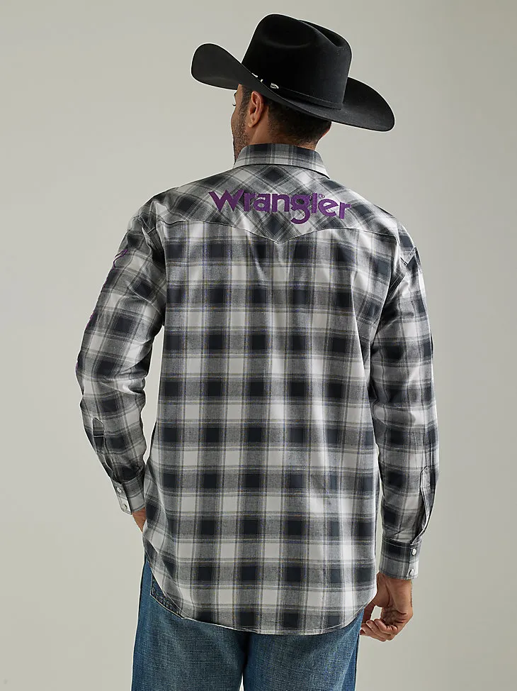 MEN'S WRANGLER® LOGO LONG SLEEVE WESTERN SNAP PLAID SHIRT IN SUNNY BLUE