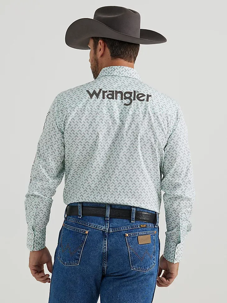 MEN'S WRANGLER® LOGO LONG SLEEVE WESTERN SNAP SHIRT IN LARK PLAID