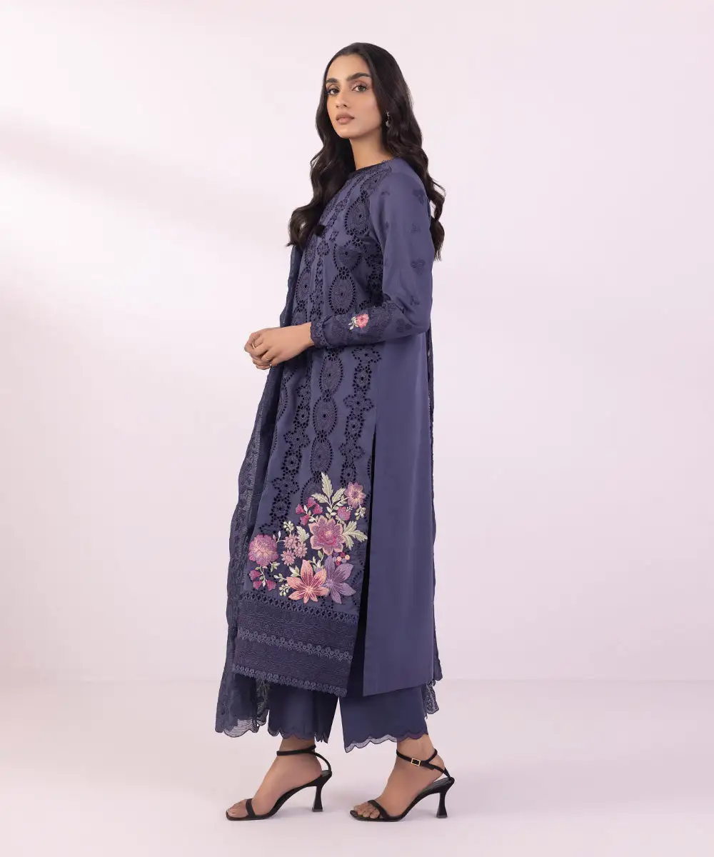 3 Piece - Embroidered Lawn Suit