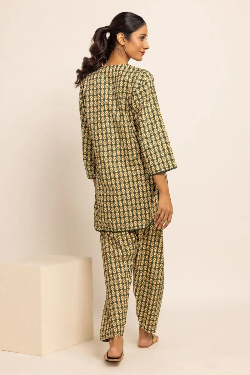 2 Piece | Kurta & Pants | Color Green