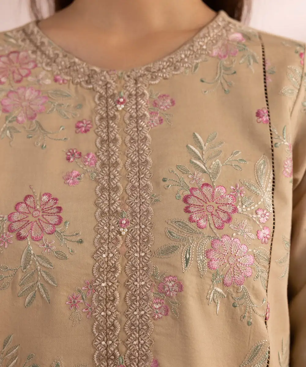 3 Piece - Embroidered Lawn Suit