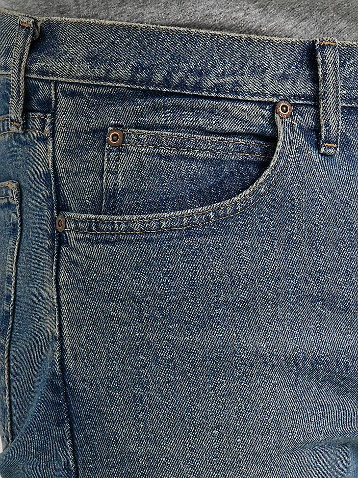 MEN'S WRANGLER® FIVE STAR PREMIUM 5-POCKET RELAXED DENIM SHORT IN MID TINT