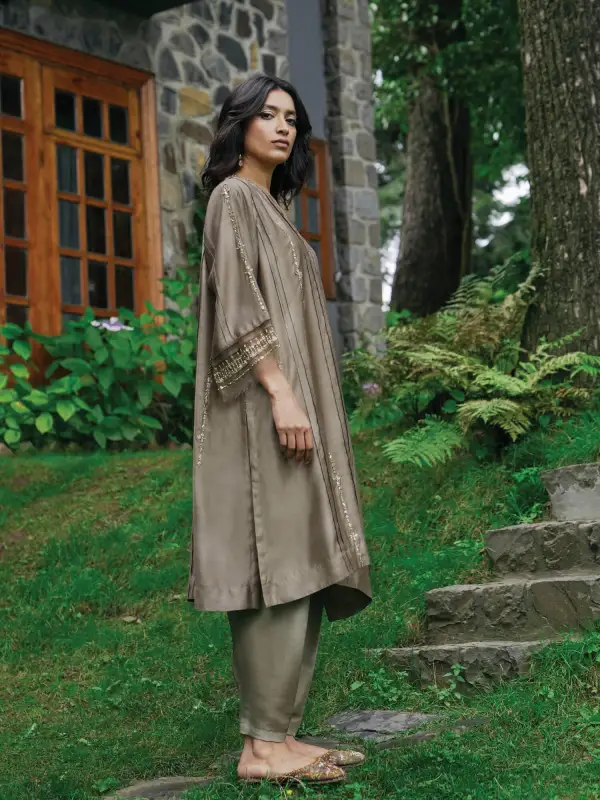 RANIA KURTA W/ SKINNY SHALWAR