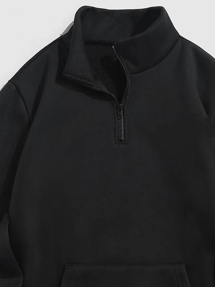 Thermal fleece-lined sweatshirt with graphic front pocket