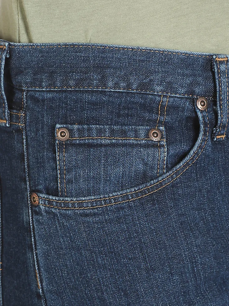 MEN'S WRANGLER AUTHENTICS® REGULAR FIT FLEX JEAN IN VINTAGE BLUE