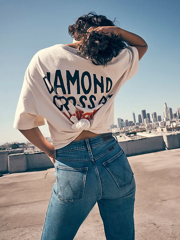 WRANGLER X DIAMOND CROSS GIDDY UP TEE IN MARSHMALLOW