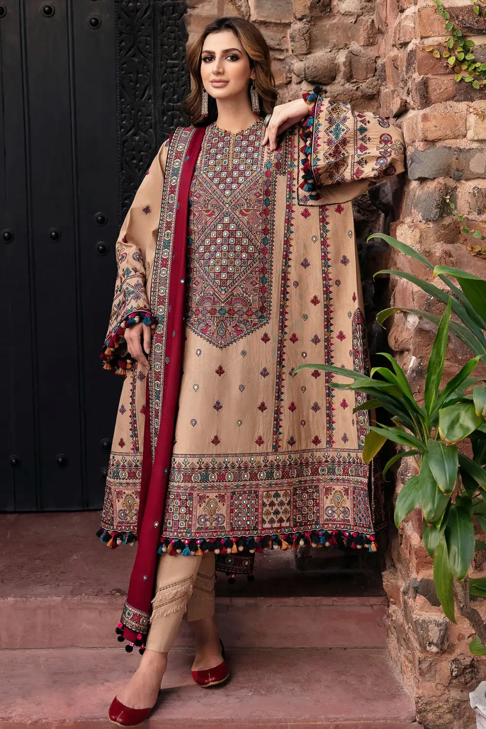 EMBROIDERED SLUB KHADDAR SETS