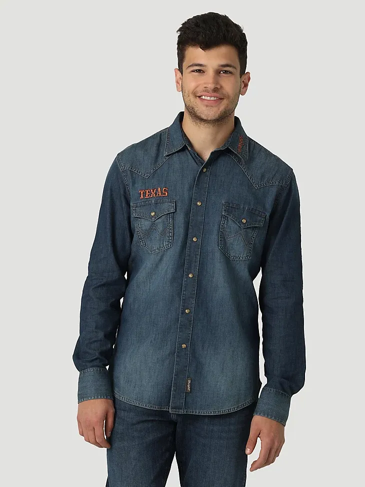 MEN'S WRANGLER COLLEGIATE DENIM WESTERN SNAP SHIRT IN UNIVERSITY OF TEXAS