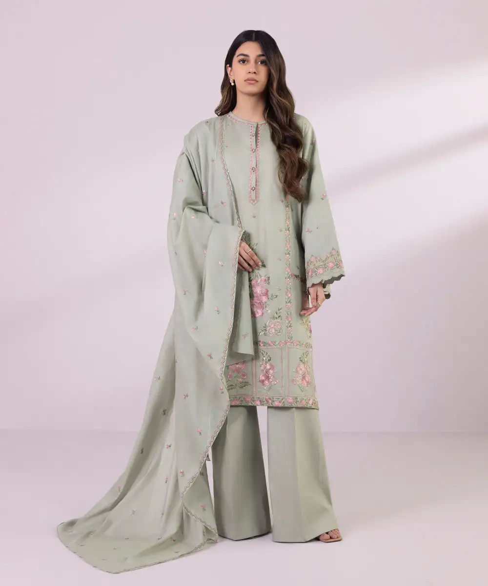 3 Piece - Embroidered Lawn Suit