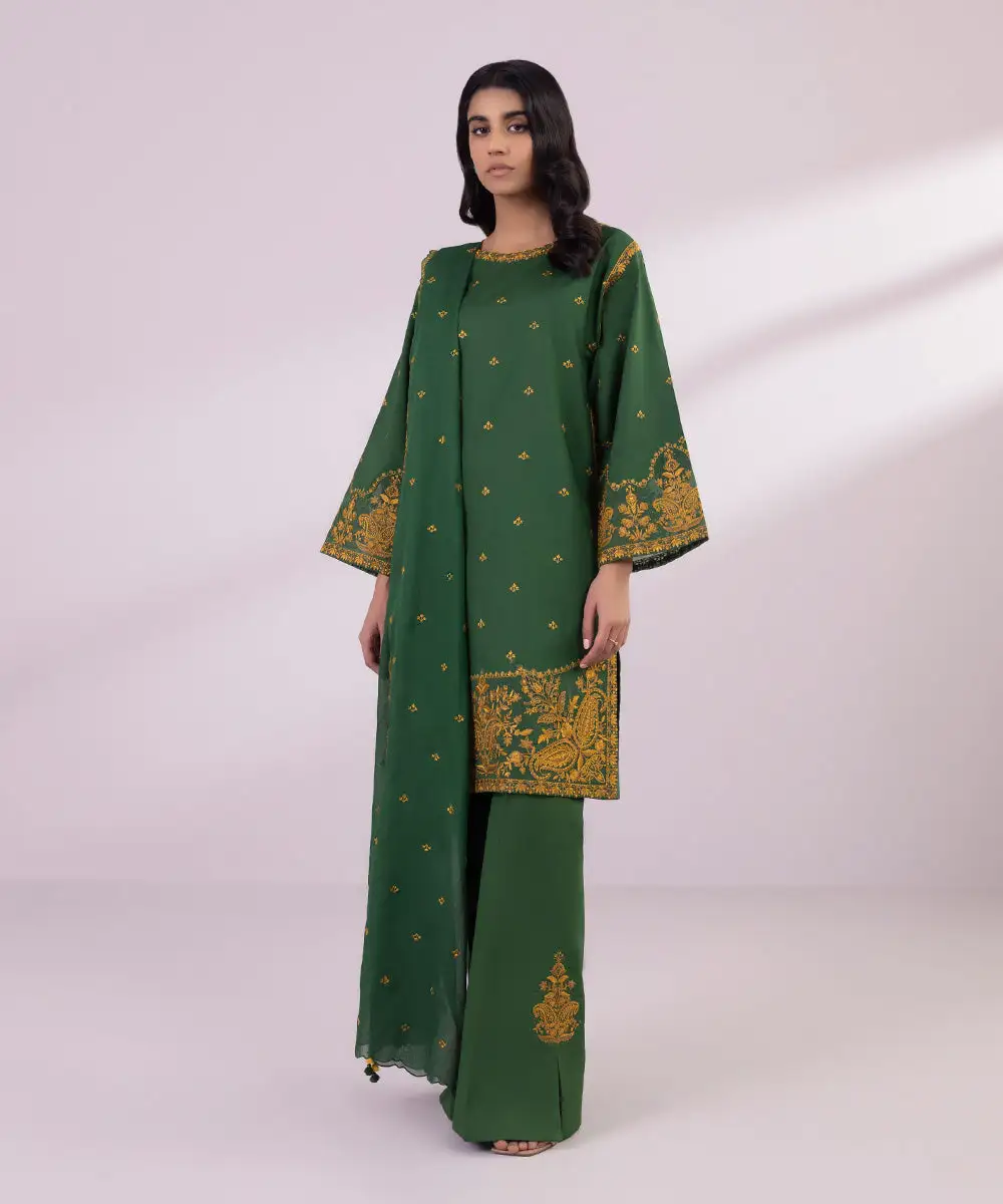 3 Piece - Embroidered Lawn Suit