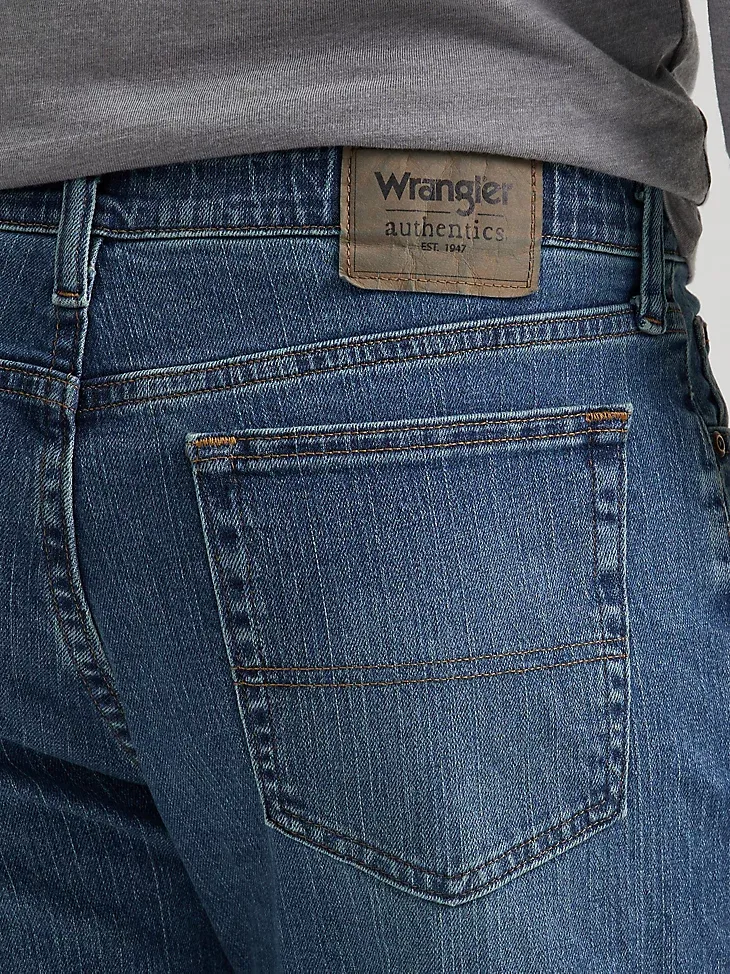 MEN'S WRANGLER AUTHENTICS® REGULAR FIT COMFORT WAIST JEAN IN BLUE OCEAN