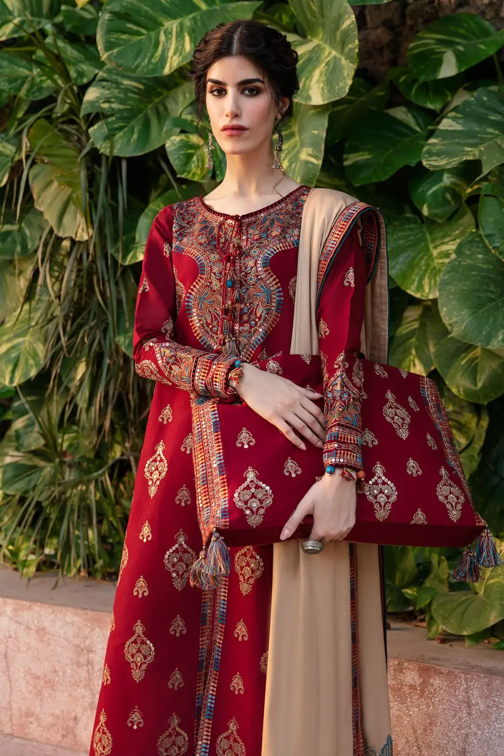 EMBROIDERED SLUB KHADDAR SETS