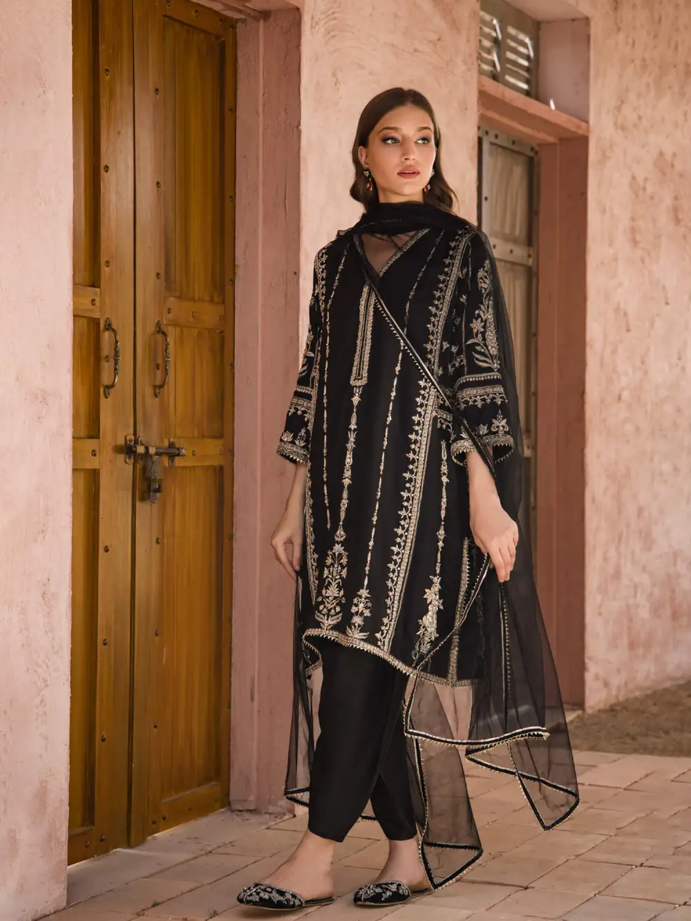 NIMR KURTA W/ SKINNY SHALWAR & DUPATTA