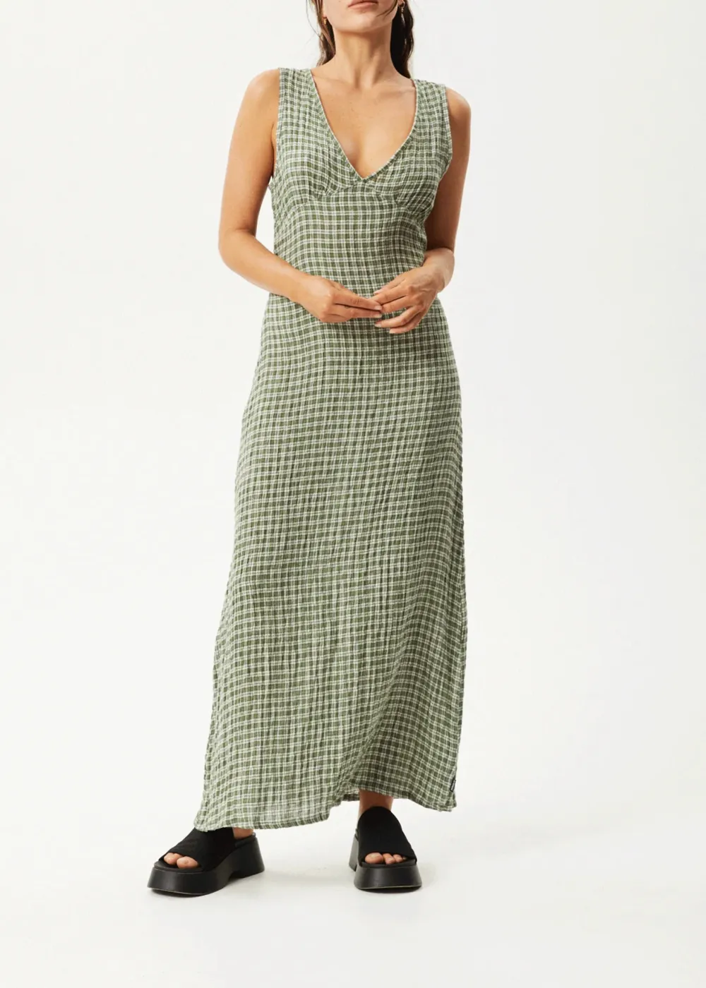 BASE - SEERSUCKER CHECK MAXI DRESSDEEP GREEN CHECK
Seersucker Check Maxi Dress