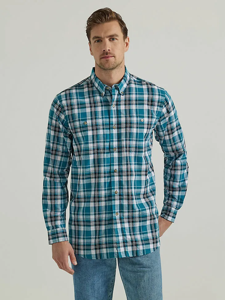 WRANGLER RUGGED WEAR® LONG SLEEVE EASY CARE PLAID BUTTON-DOWN SHIRT IN GREEN NAVY