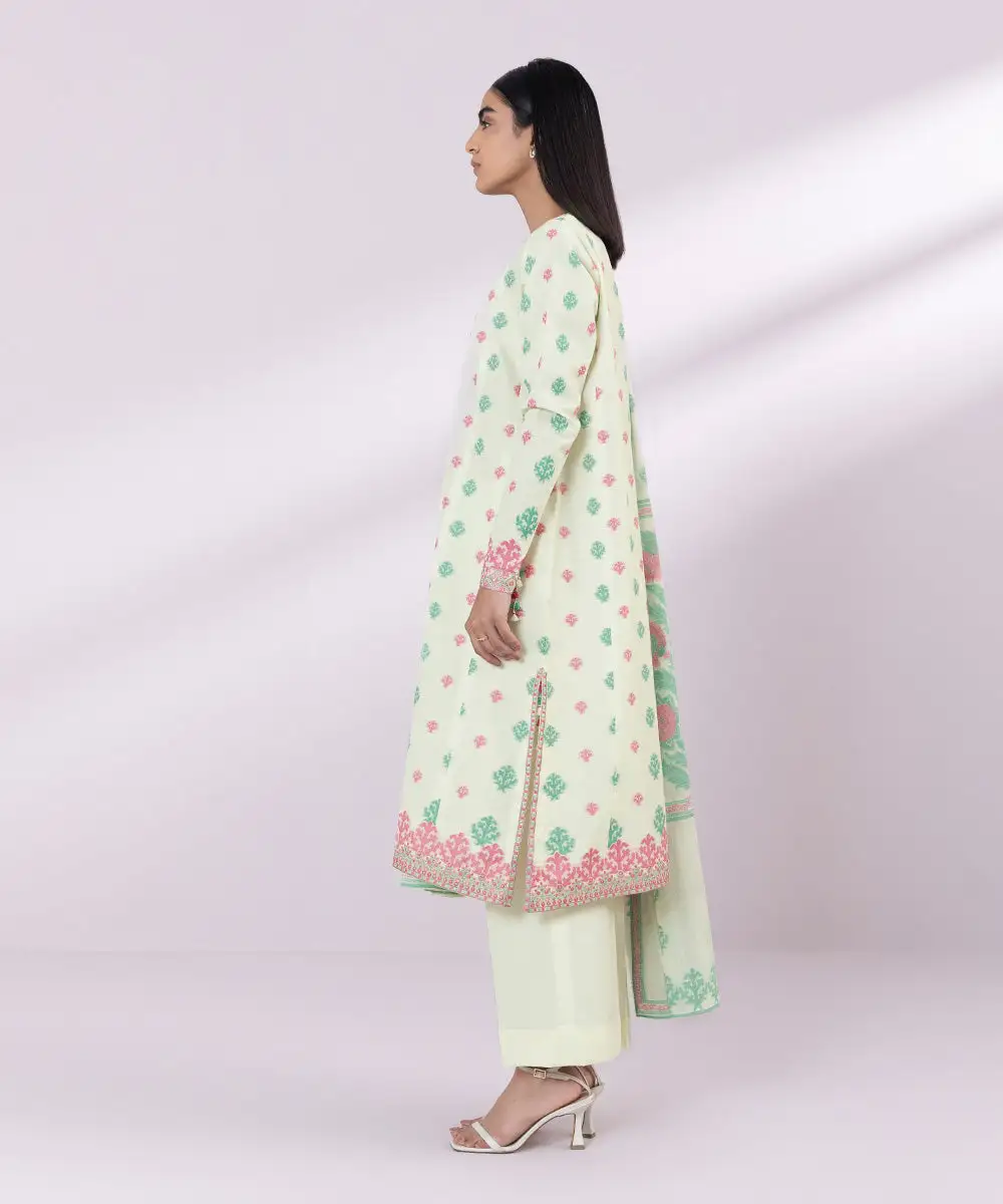 3 Piece - Embroidered Jacquard Suit