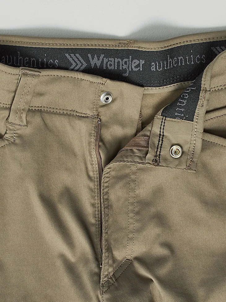 MEN'S WRANGLER AUTHENTICS® COMFORT WAIST CARGO SHORT IN SAGEBRUSH