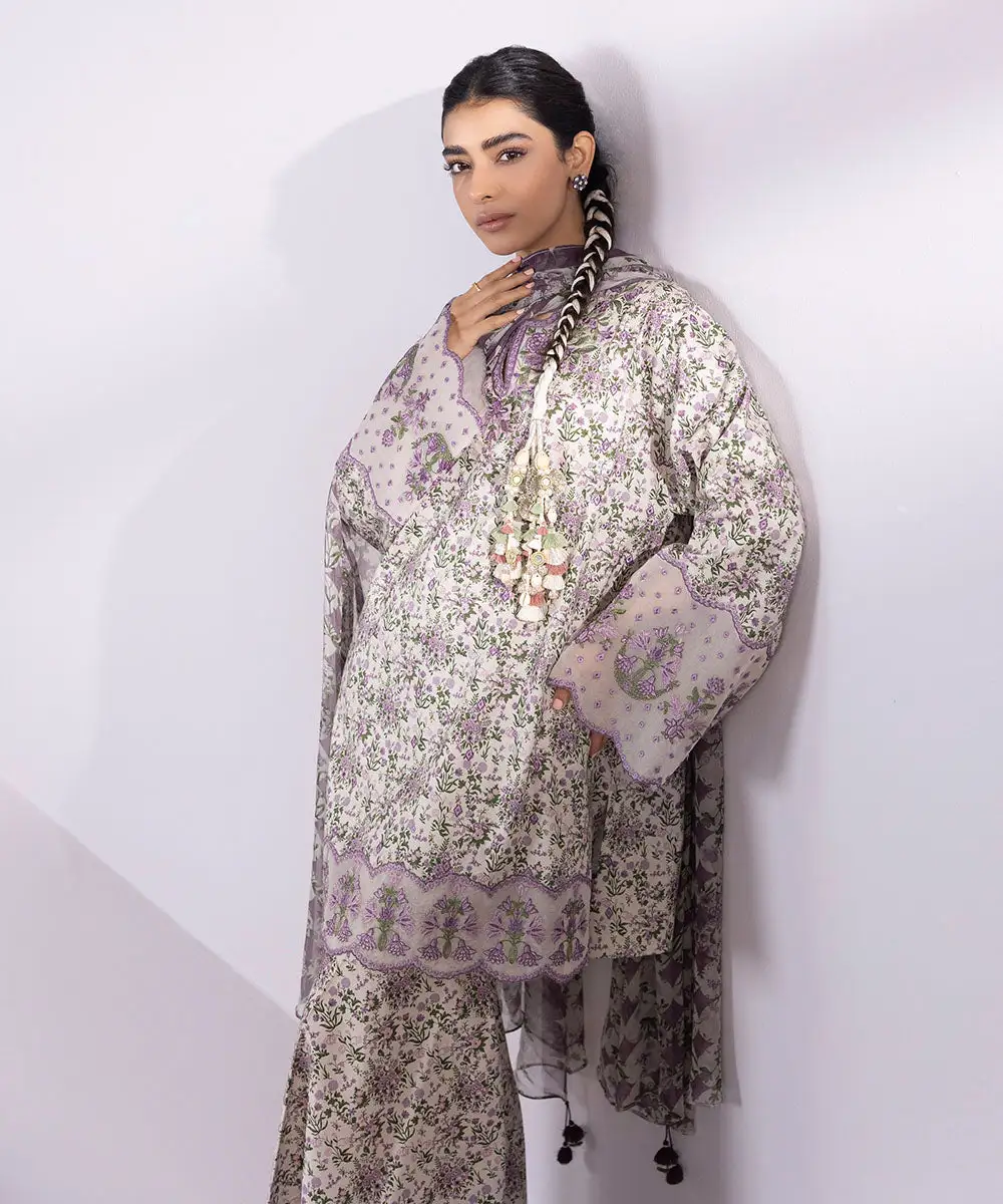 3 Piece - Embroidered Lawn Suit