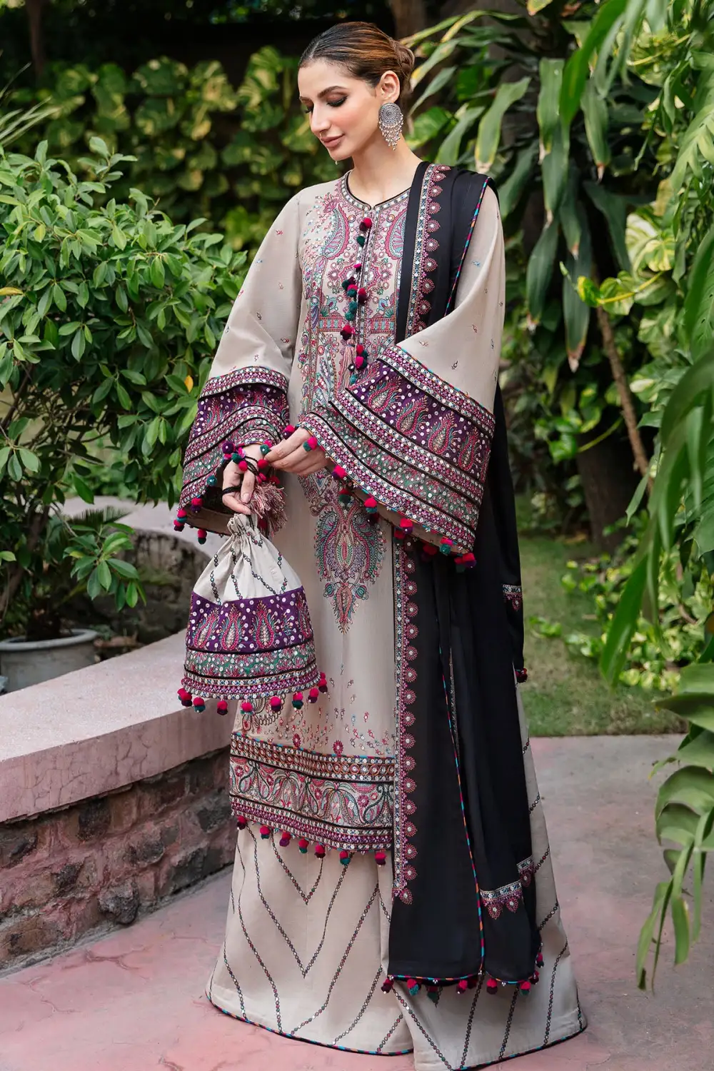 EMBROIDERED SLUB KHADDAR SETS