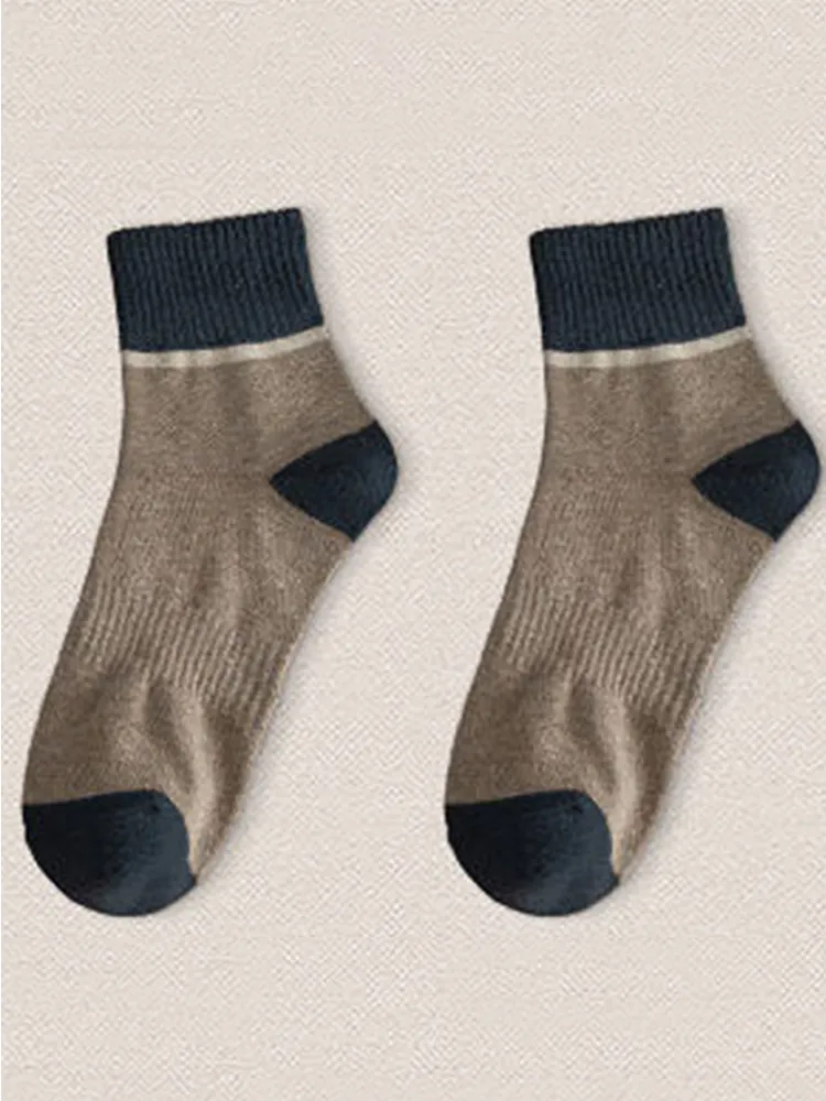 Retro Men's Contrast Color Sports Knit Socks