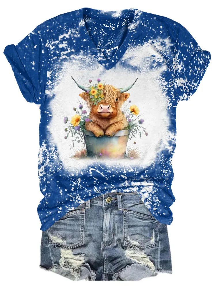 Baby Highland Cow Tie Dye V Neck T-Shirt