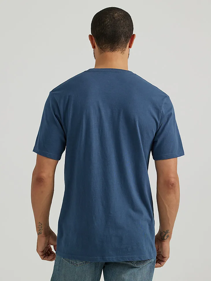 MEN'S FRONT LOGO GRAPHIC T-SHIRT IN MIDNIGHT NAVY