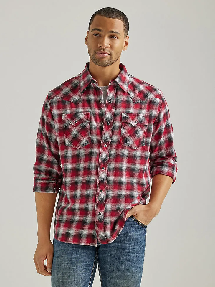 MEN'S WRANGLER RETRO® LONG SLEEVE FLANNEL WESTERN SNAP PLAID SHIRT IN STORMY RED