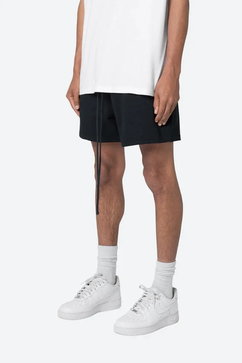 EVERY DAY BLACK SWEATSHORTS