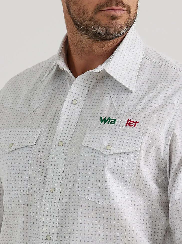 WRANGLER® LOGO MEXICO LONG SLEEVE WESTERN SNAP SHIRT IN PRINTED WHITE