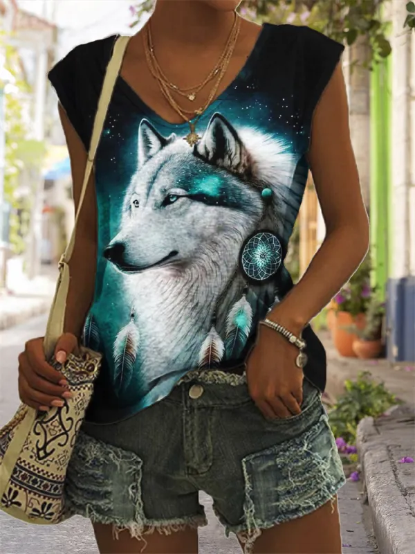 Wild Wolf with Dream Catcher V Neck Tank Top