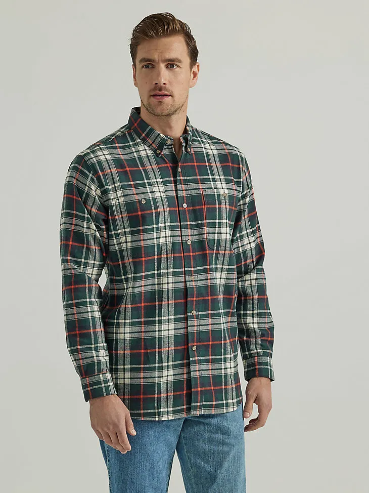 WRANGLER RUGGED WEAR® LONG SLEEVE FLANNEL PLAID BUTTON-DOWN SHIRT IN NAVY INDIGO