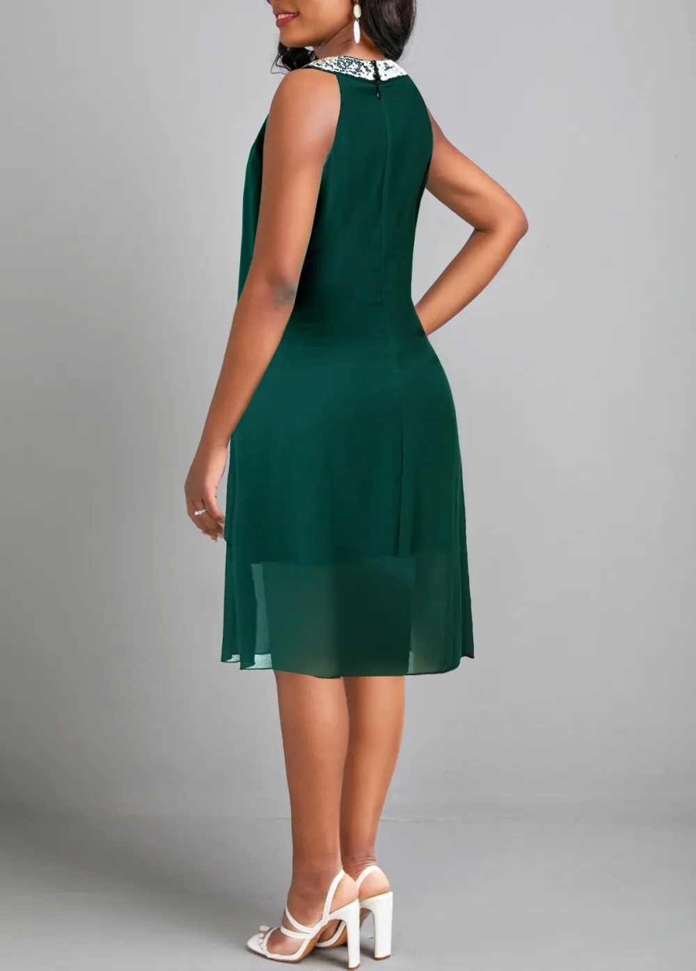 Green H Shape Round Neck Sleeveless Sequin Dress