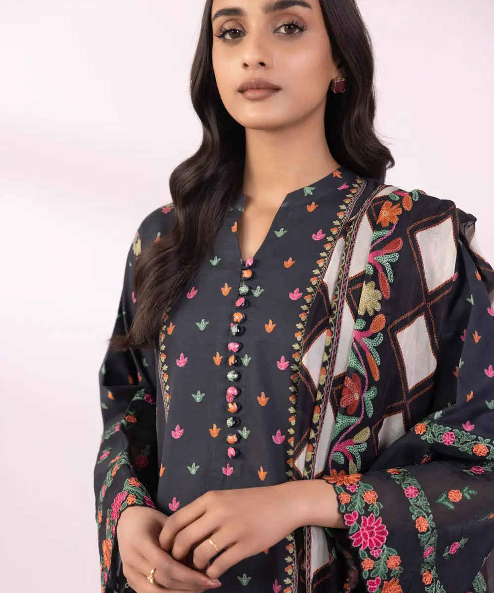 2 Piece - Embroidered Lawn Suit