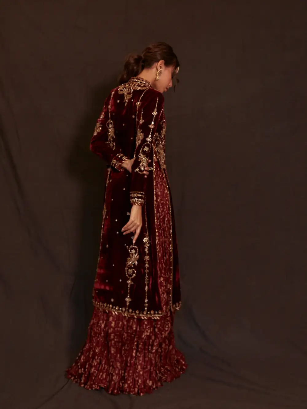 ANAM KURTA W/ CRUSHED LEHENGA