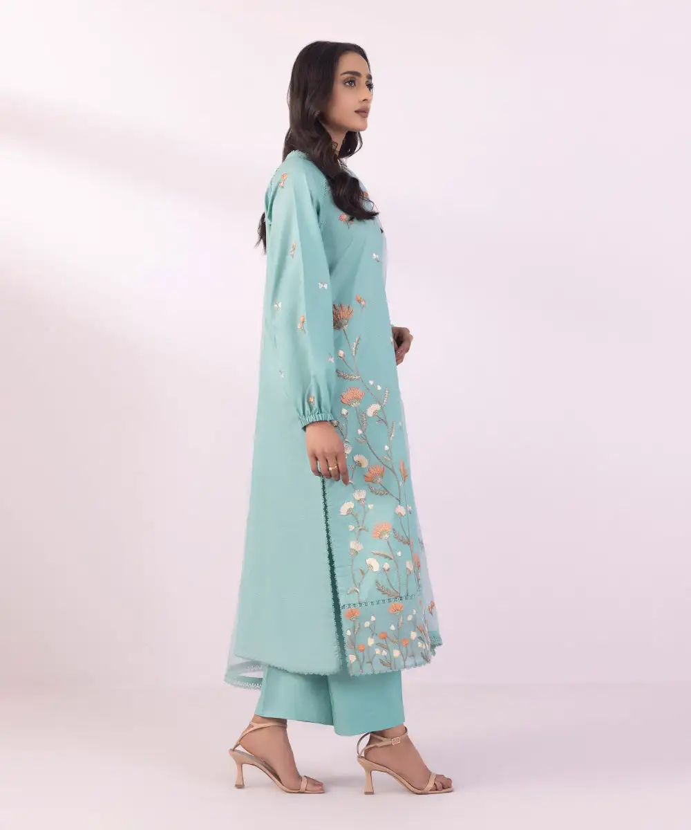 3 Piece - Embroidered Zari Lawn Suit