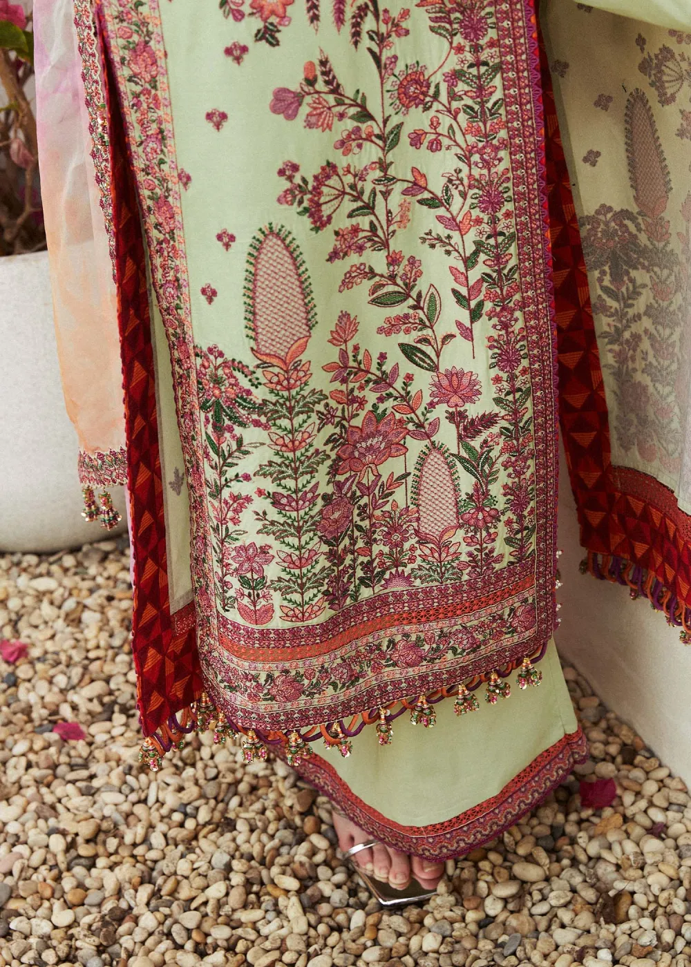 EIRA Embroidered Lawn