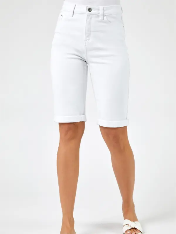 Fashion high waist white shorts