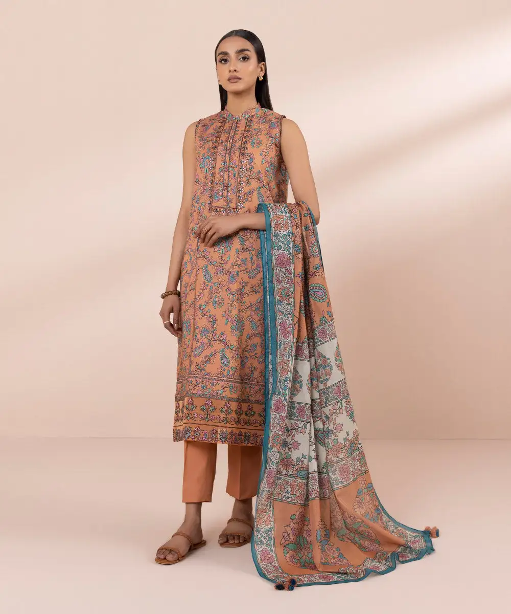 3 Piece - Embroidered Lawn Suit